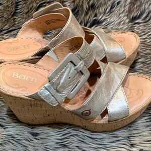 Born BEAU Slip on Cork platform Wedge Size 7